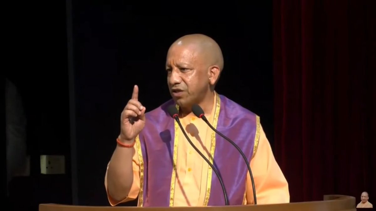 आज से 8 वर्ष पहले पूर्वी उत्तर प्रदेश में एकमात्र गवर्नमेंट मेडिकल कॉलेज, BRD मेडिकल कॉलेज था, आज इस क्षेत्र में हर जनपद में हमारे पास मेडिकल कॉलेज हैं...