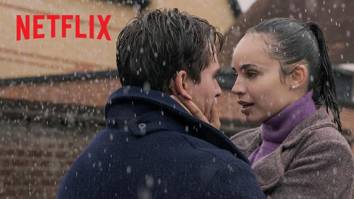 Un año lo puede cambiar todo. ✨ Sofia Carson y Corey Mylchreest protagonizan 'Mi año en Oxford'. Disponible el 1 de agosto en Netflix.