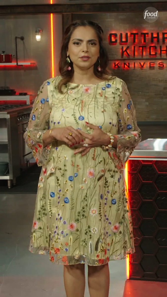 .@maneetchauhan plays Would You Rather 👀 Maneet returns to #CutthroatKitchen, Tuesday @ 9|8c 🔪