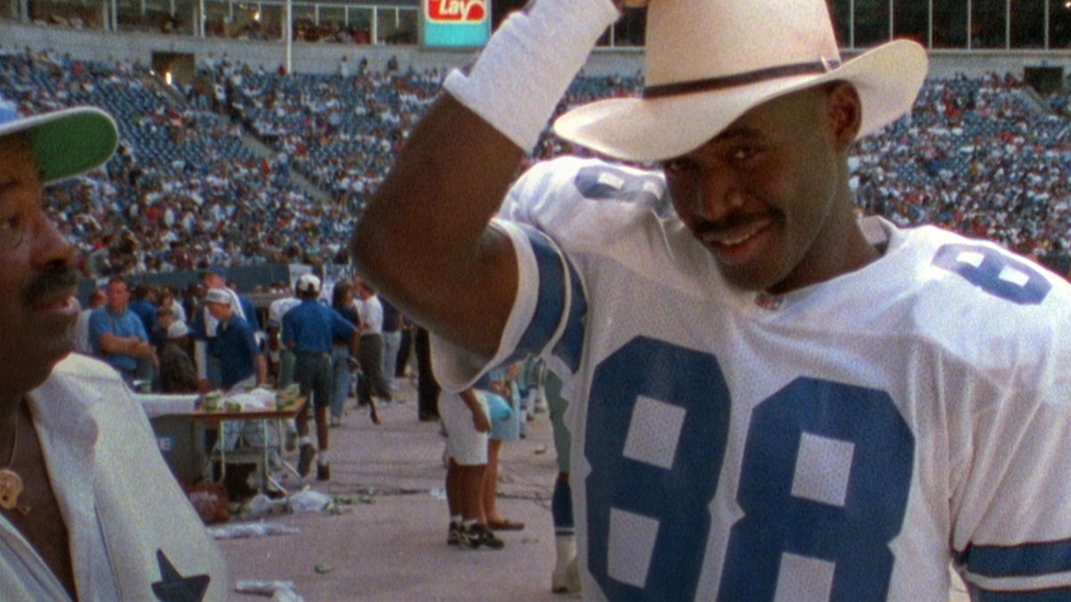 Experience the historic rise of one of the greatest teams in all of sports. AMERICA'S TEAM: THE GAMBLER AND HIS COWBOYS premieres August 19.