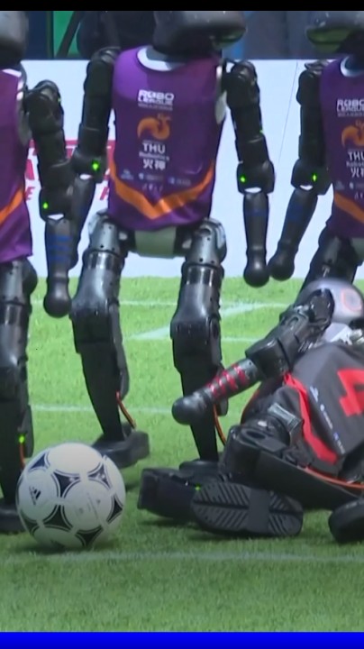 Chine: des robots IA disputent un tournoi de football de manière autonome