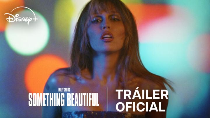 Una fantasía. Miley Cyrus: #SomethingBeautiful, estreno 30 de julio en #DisneyPlus.