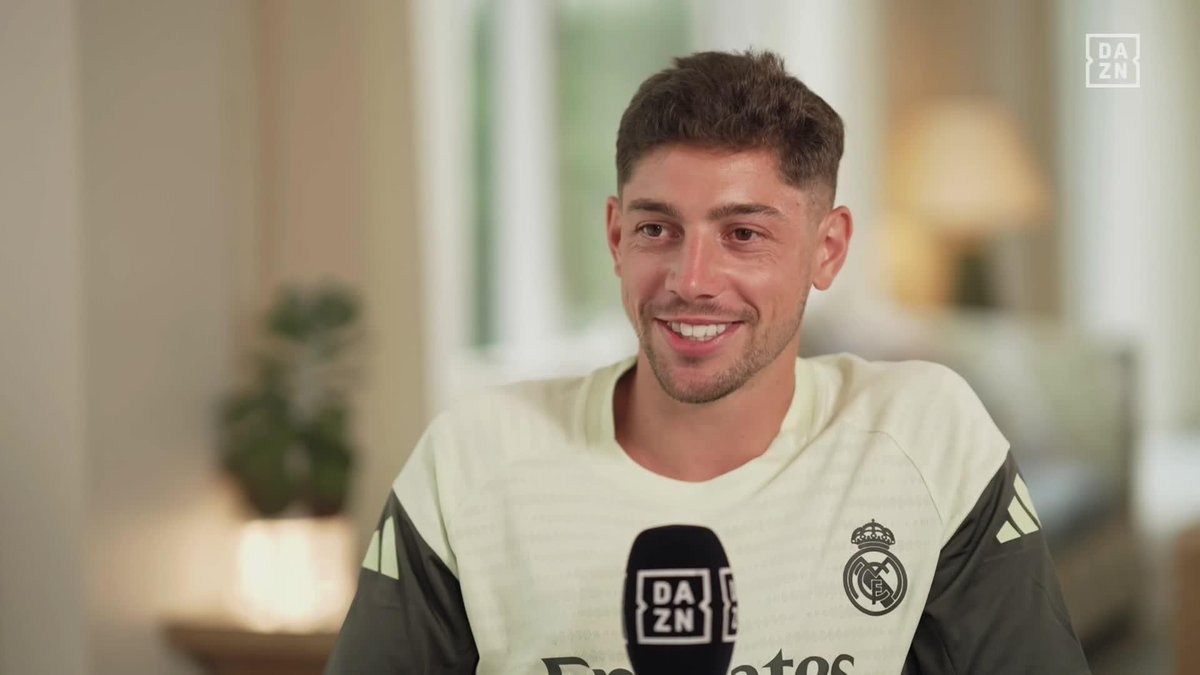 🗣️ Fede Valverde: "Le dije a Modric que ganó todo lo que se podía y no necesita ganar más para obtener todo el cariño que tiene, para nosotros seguirá siendo nuestro ejemplo aunque se vaya, nuestro Luka Modric, nuestro 10, nuestro balón de oro." 🥹❤️‍🩹👏🏻