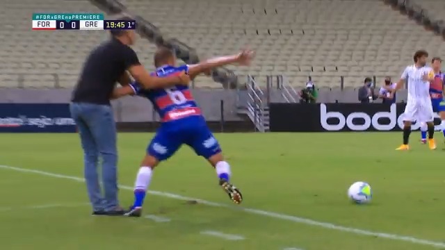 O que você viveu não foi nada, Mkhitaryan.