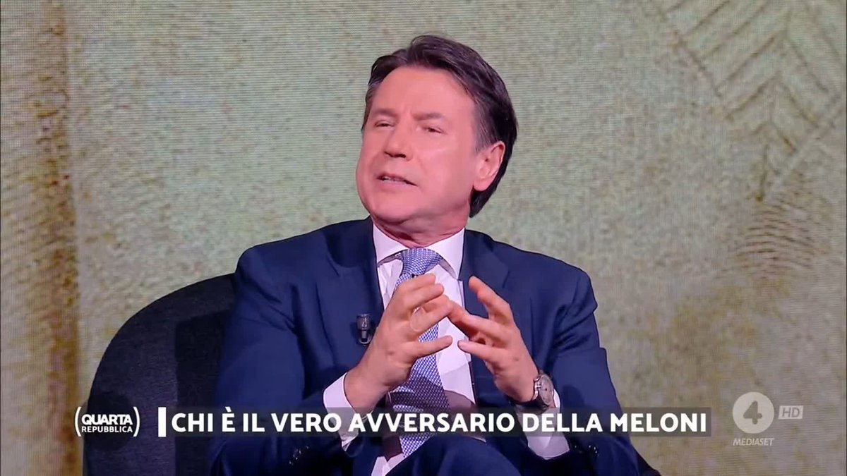 "Le piazze sono in subbuglio perchè la gente non arriva a fine mese." #Conte #quartarepubblica