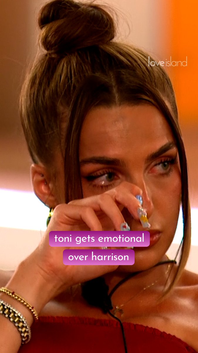Meg said it with her chest… and Toni’s heart broke 💔 #LoveIsland