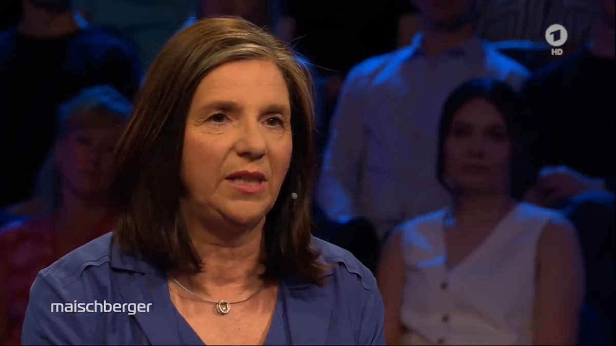 Viele, die beklagten, nicht mehr offen sprechen zu dürfen, hätten in Wirklichkeit vor allem Sorge vor Widerspruch, sagt Katrin Katrin Göring-Eckardt (Grüne im Bundestag 🇪🇺🏳️🌈). Doch diesen müsse man in einer #Demokratie aushalten – „egal, von welcher Seite man kommt“. #maischberger