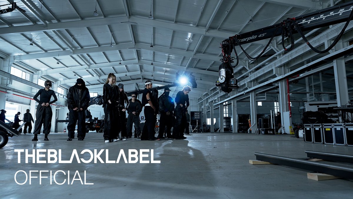 ALLDAY PROJECT - ‘WICKED’ PERFORMANCE VIDEO (VER. A - MOVIE SET) MAKING FILM 🔗 #ALLDAYPROJECT #ADP #올데이프로젝트 #FAMOUS #WICKED #THEBLACKLABEL #더블랙레이블