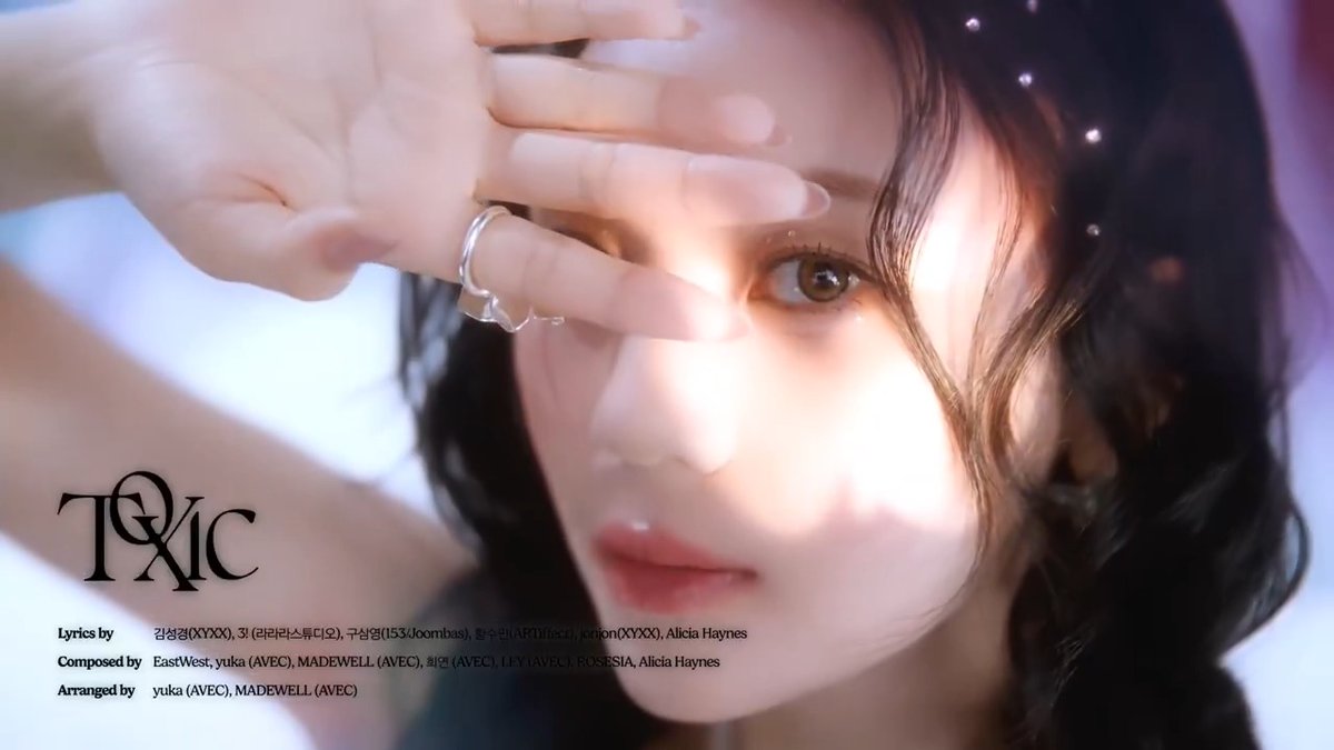 [VID] 250702 - VIVIZ The 1st Album ‘A Montage of ( )’ Album Preview #5 - Toxic ▶️ #VIVIZ_Comeback_D6 #VIVIZ VIVIZ