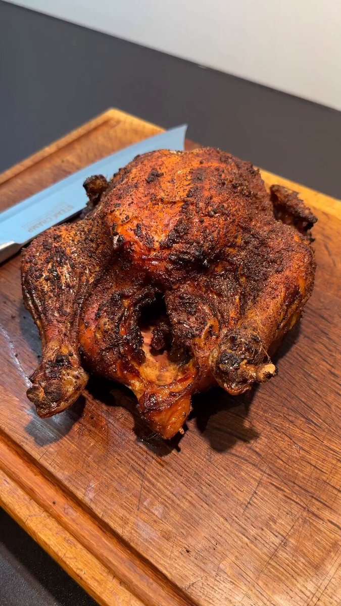 I would sell my left testicle for this meat 🍖