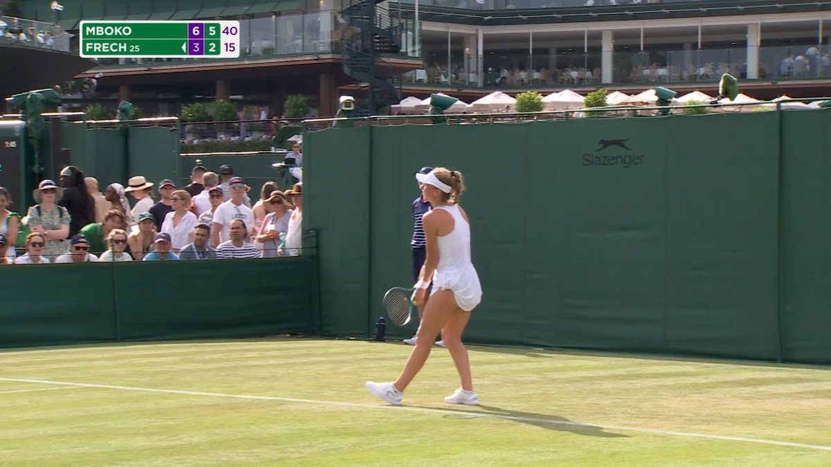 Victori-ous Mboko 🇨🇦 The 18-year-old Canadian found out just three hours before she took to court that she was in as a Lucky Loser, then went on to beat No.25 seed Magdalena Frech, 6-3, 6-2 A dream #Wimbledon debut on Canada Day 🤩
