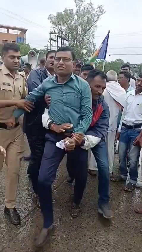 भारत बंद सिर्फ एक विरोध नहीं, बदलाव की शुरुआत है। EVM हटाओ,वक्फ बिल कानून के खिलाफ, OBC की जातीय जनगणना कराओ बौद्धगया को मुक्त कराओ #BharatBandh #1_जुलाई_भारत_बंद