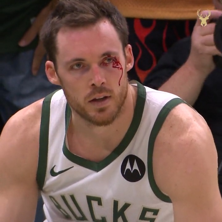 Thank you for everything Pat Connaughton. This guy was a great teammate and was never afraid of getting his face bloody.