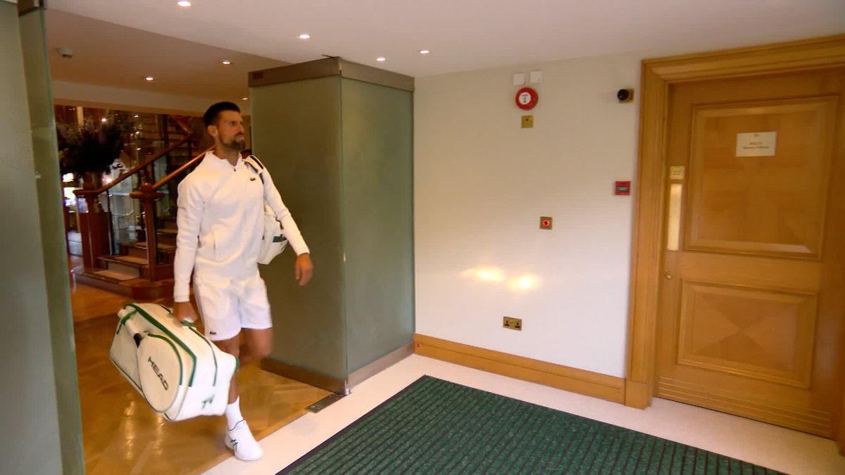 A seven-time #Wimbledon champion arrives on Centre Court for his 20th Championships 🤩