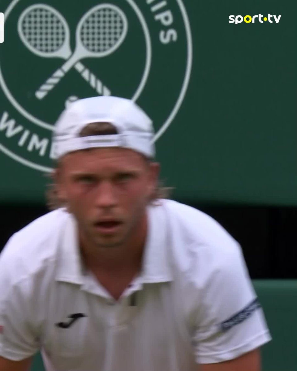 Muller ganha o segundo set a Djokovic 🔥 O sérvio desperdiçou 11 break-points e 6 set-points 🥶 #sporttvportugal #TENISnaSPORTTV #Wimbledon #AlexandreMuller #NovakDjokovic