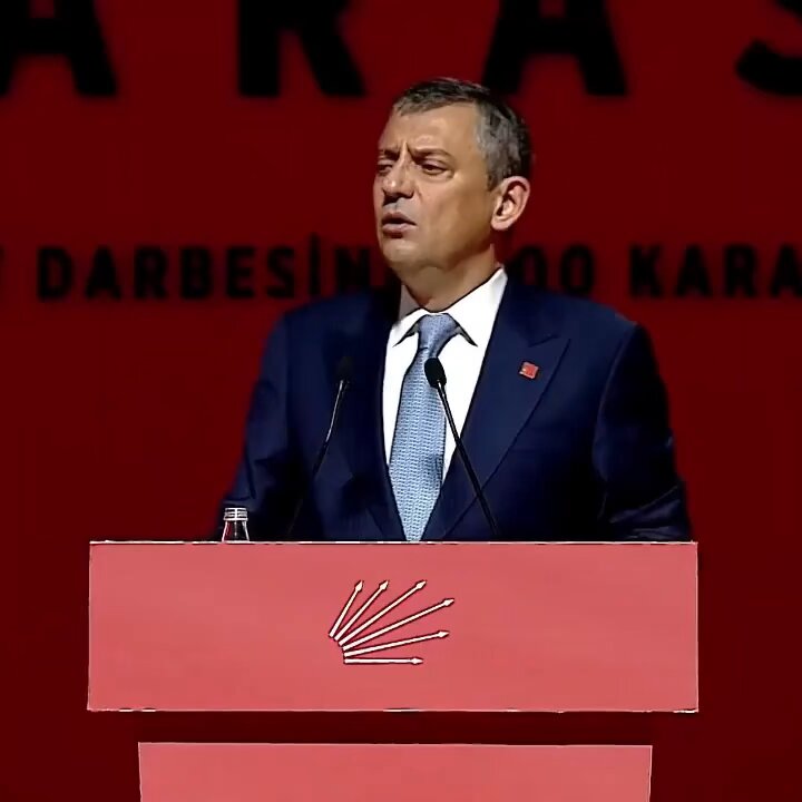 Özgür Özel'in Leman açıklaması: "Hz. Muhammed'e saygısızlığa da izin vermem ama yapılmamış bir saygısızlık üzerinden o toplumsal lince de sessiz kalmam"