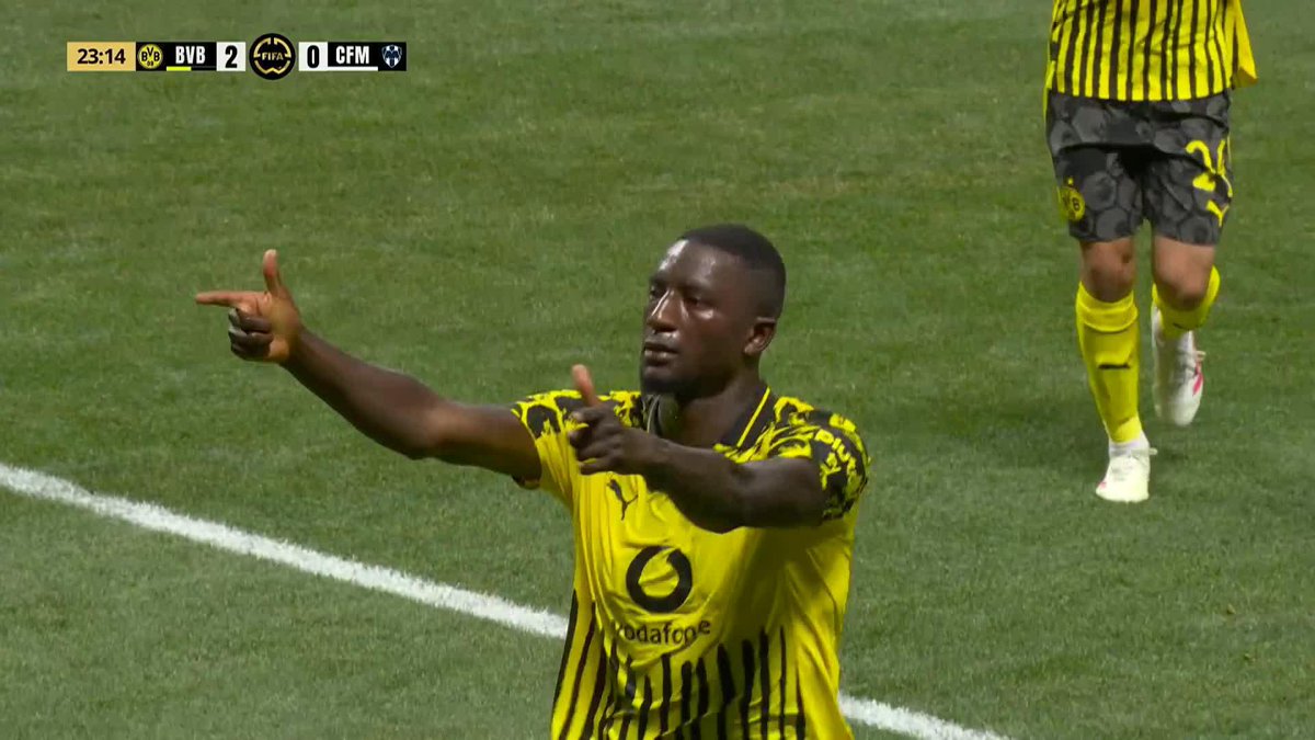 ¡LLEGÓ EL SEGUNDO DEL DORTMUND! Contra letal del conjunto alemán y gran definición de Guirassy para marcar su doblete en el 2-0 ante Rayados en el Mundial de Clubes.