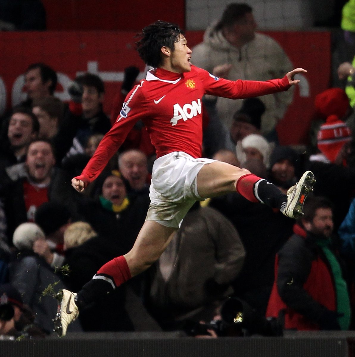 Now THAT'S a finish you don't see every day. Ji-Sung Park. Big Game Player 🇯🇵⭐️