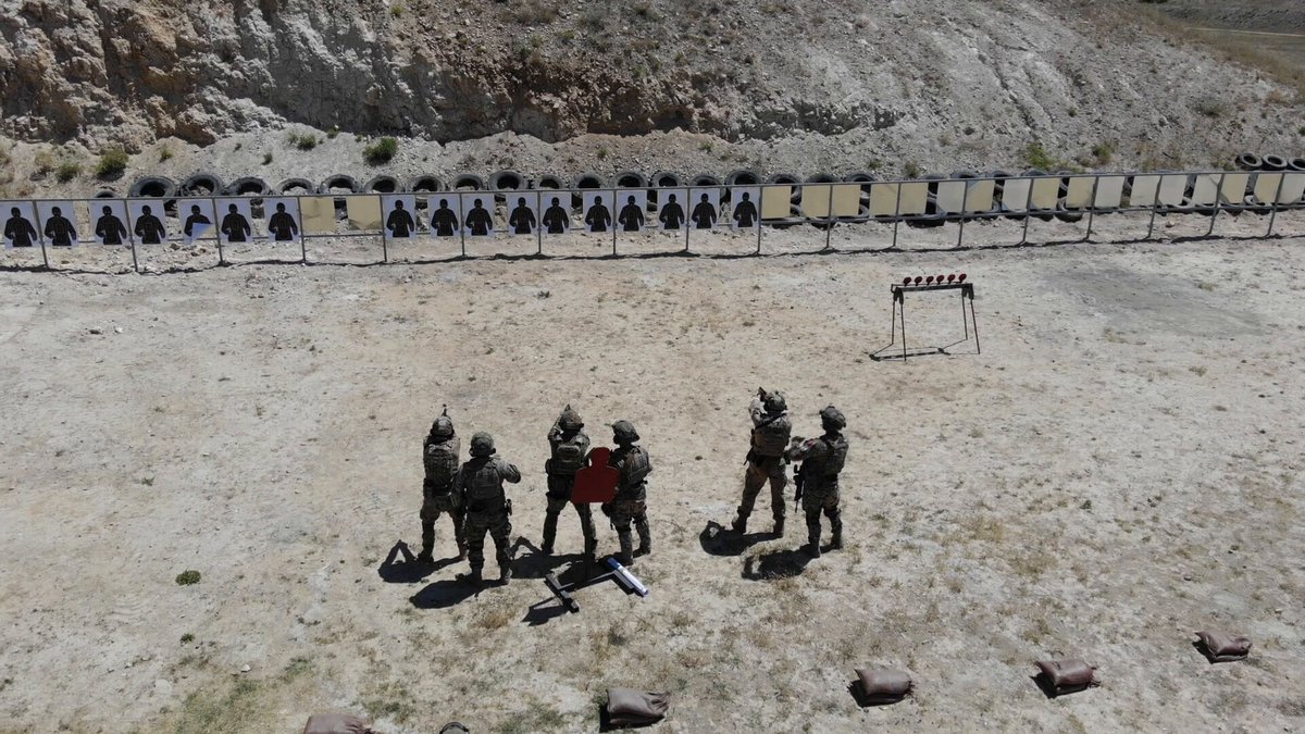 🗓️23 Haziran- 3 Temmuz 2025 Anadolu-2025 Özel Kuvvet Tatbikatı, Genelkurmay Özel Kuvvetler Komutanlığı ev sahipliğinde; 19 ülkenin fiilî, 3 ülkenin gözlemci olarak katılımıyla devam ediyor. #MillîSavunmaBakanlığı