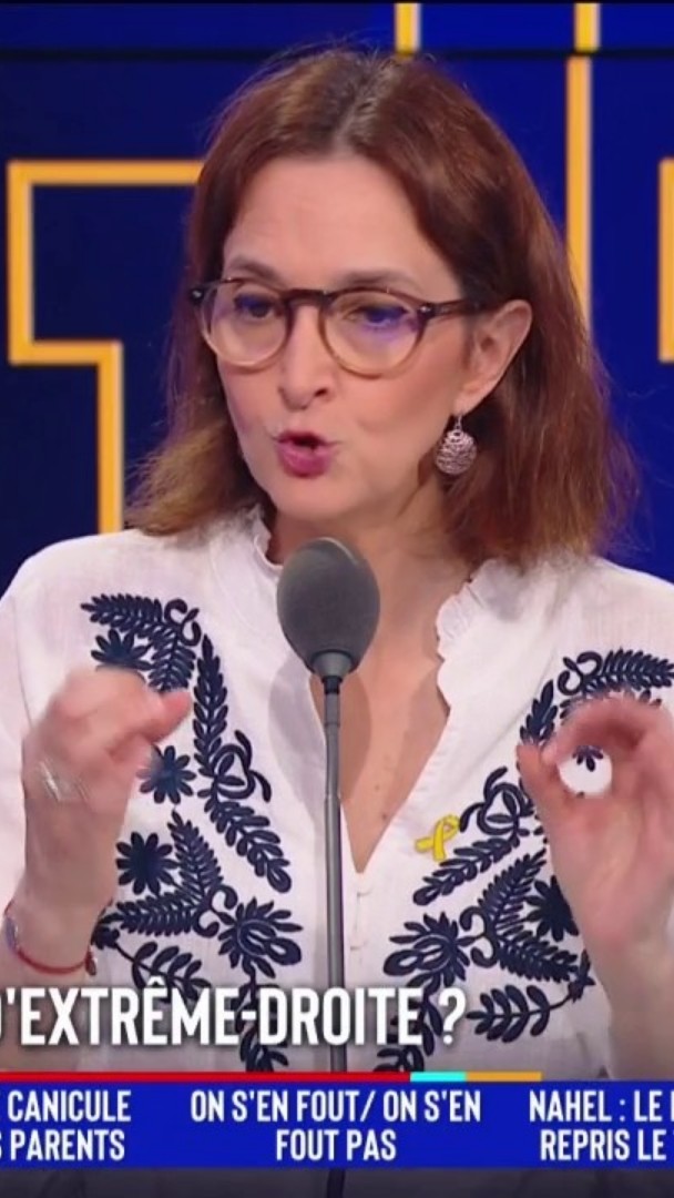🌬️ La climatisation à l'école : "On fabrique des générations de fragiles !" 🗣️ Barbara Lefebvre : "Annulez un oral de stage de 10 minutes pour des élèves de seconde...vous fabriquez des générations de fragiles, qui vont chialer pour un oui ou pour un non." #GGRMC