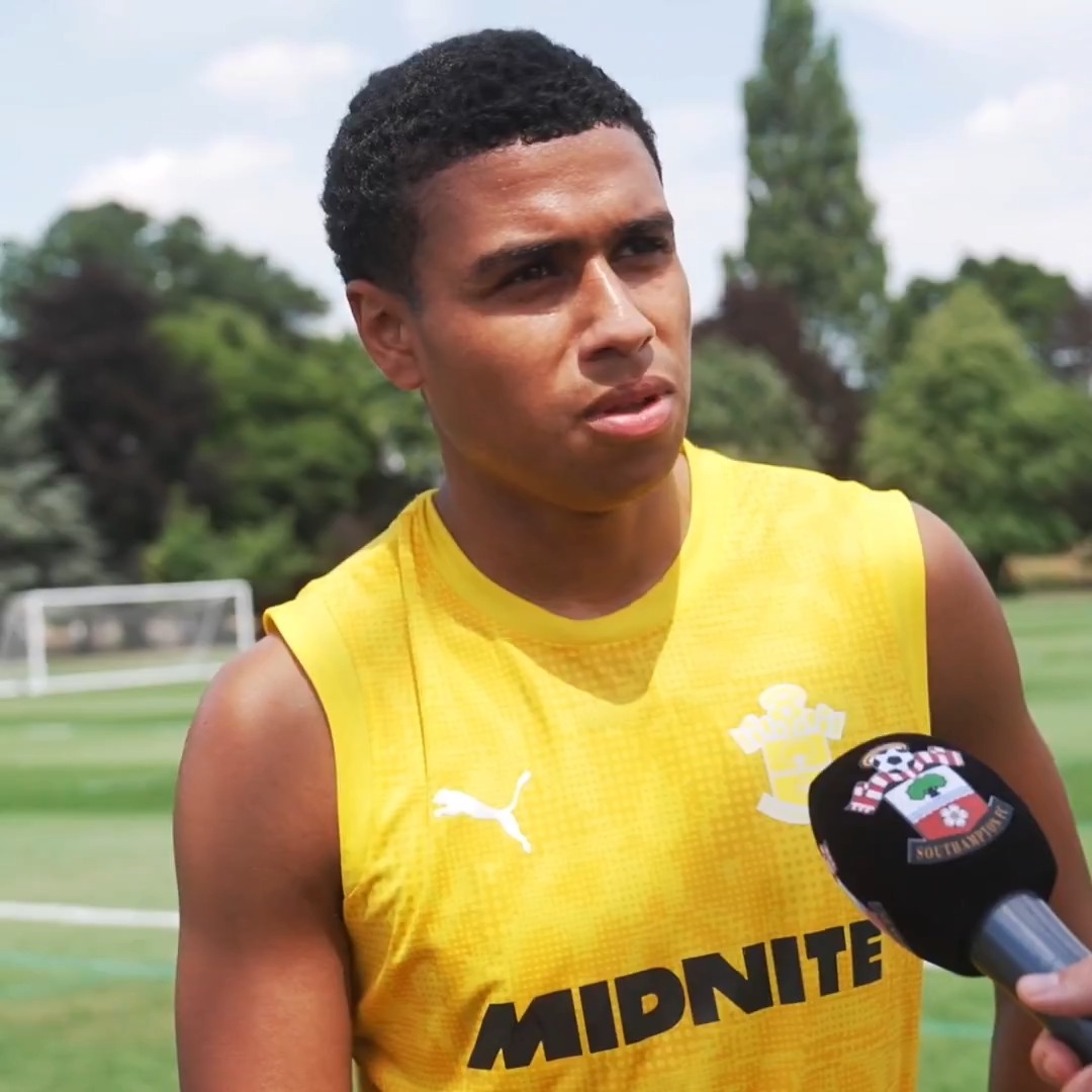 🗣️ "It feels good to be back." A catch up with Shea Charles on his #SaintsFC return 👊