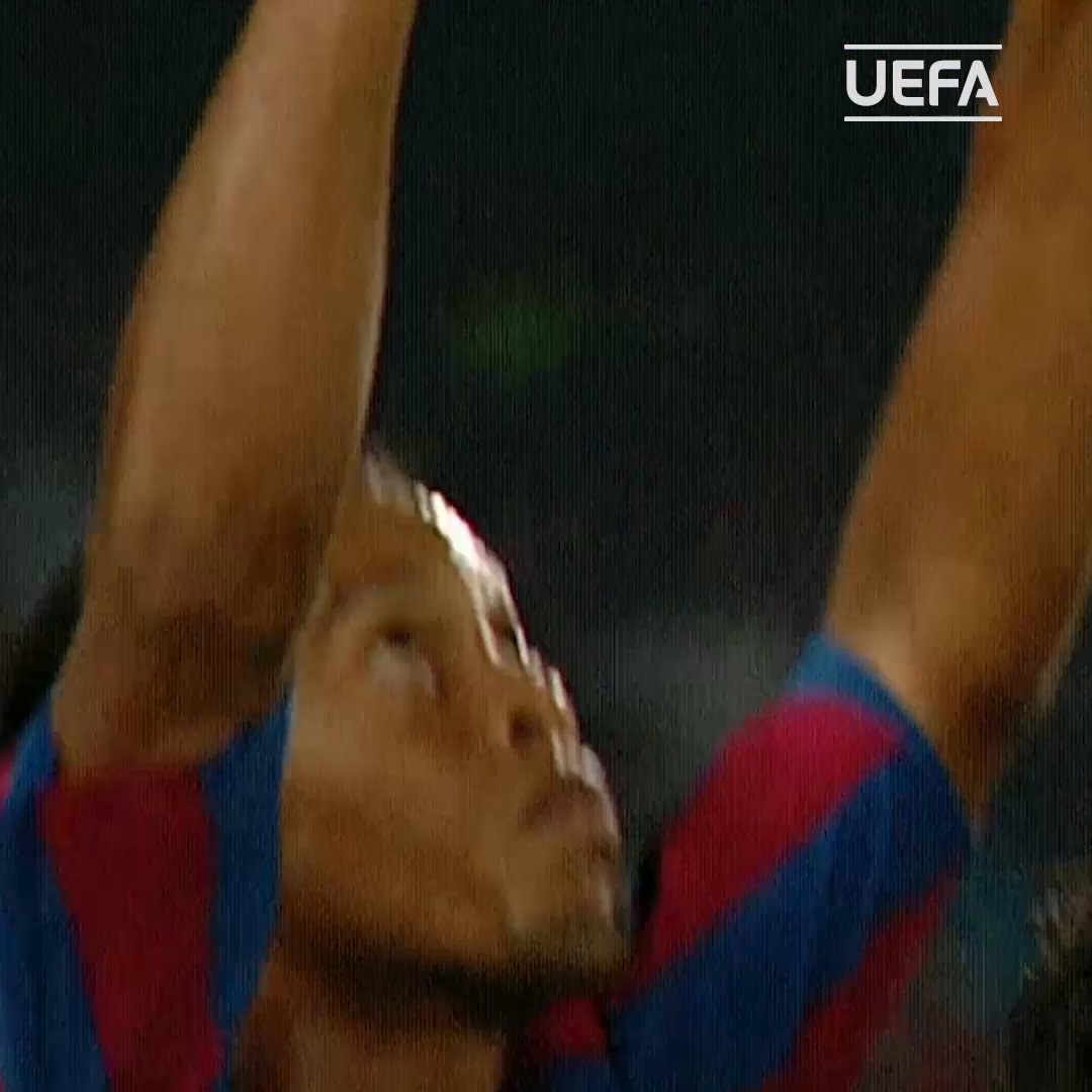 😎 Ronaldinho 🍿🍿🍿 #UCL