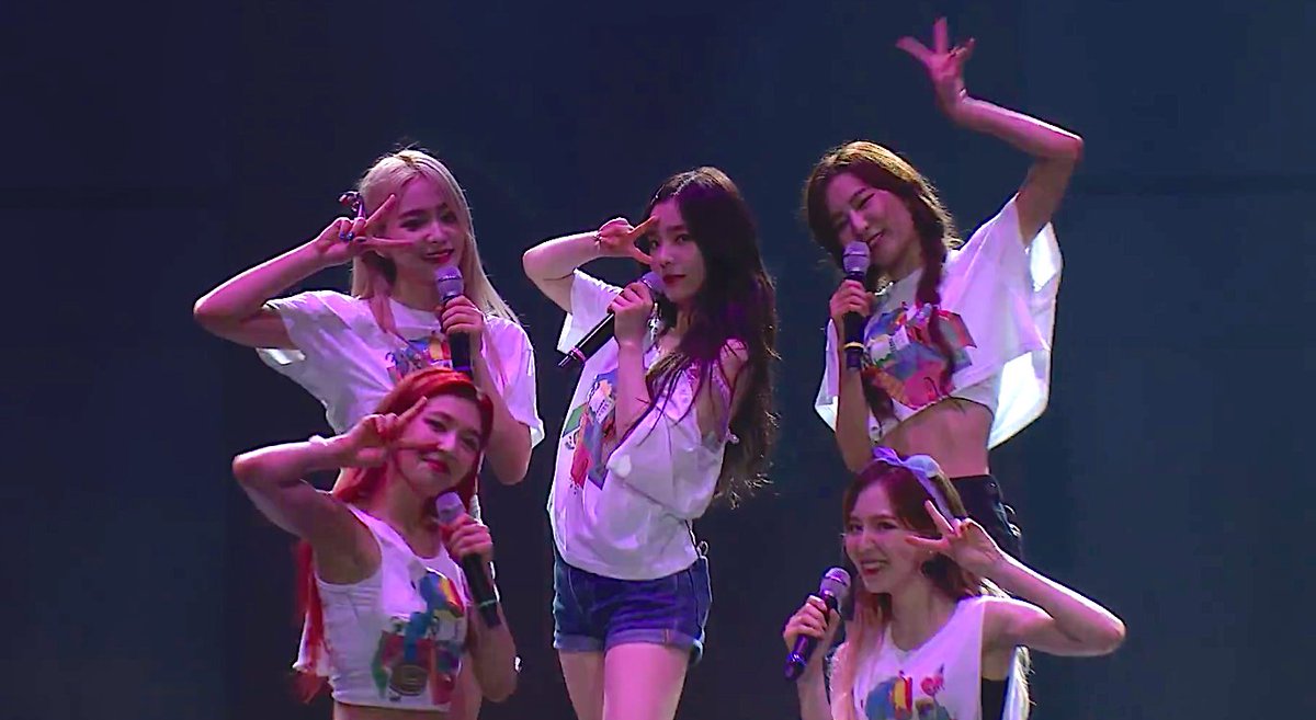 Red Velvet's 'Happiness' has reached 45 million streams on Spotify.