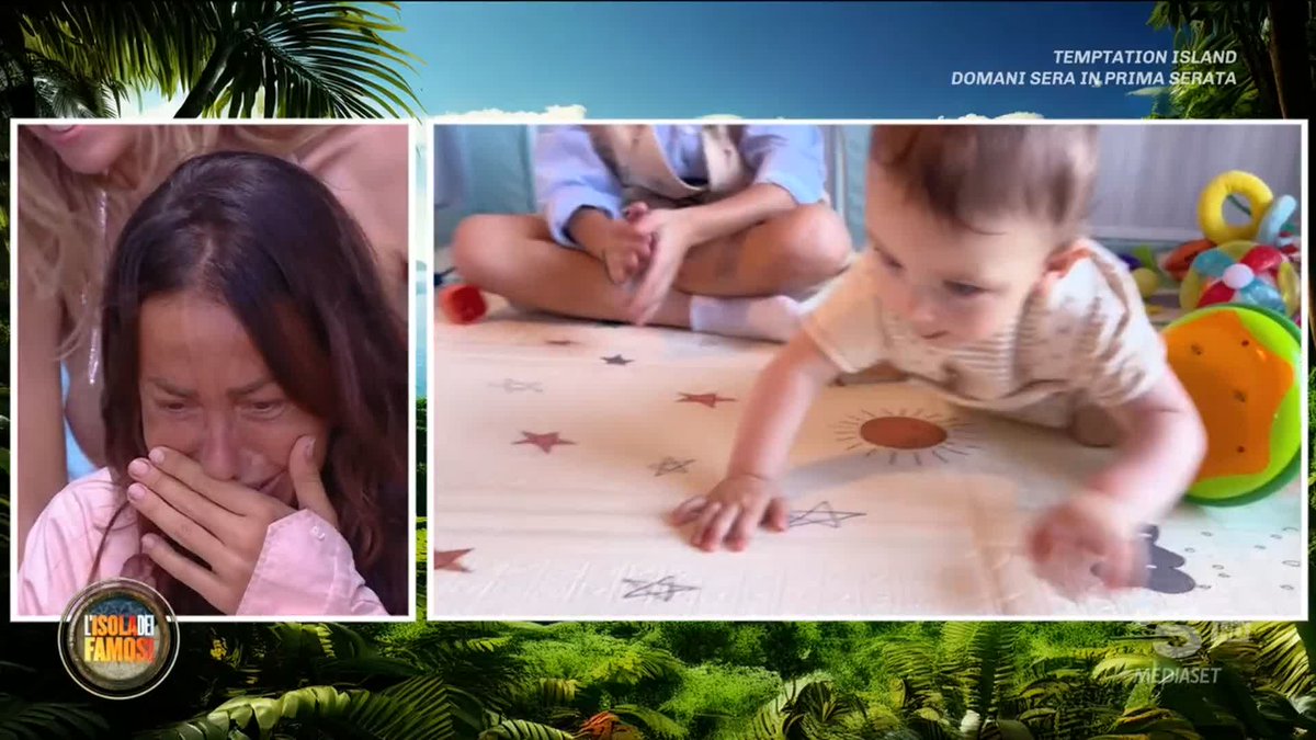 Teresanna si emoziona guardando il videomessaggio dei suoi figli ❤️🥹 #Isola