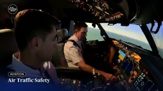 The TSA expects to screen more than 18.5 million travelers over the July 4th weekend. After a string of airline outages this year, CBS News’ Kris Van Cleave shows how pilots are training to respond when things go wrong.