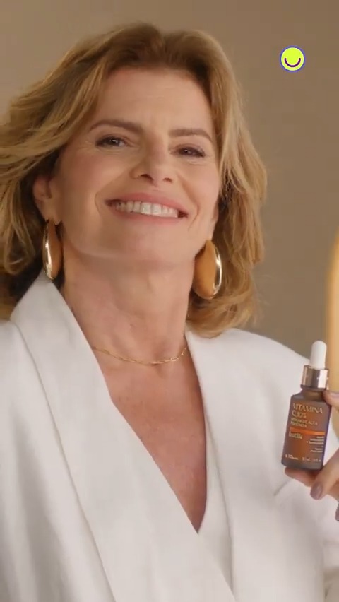 Eu tenho certeza que quem asssinou essa propaganda da Odete + Celina + Débora foi o Bartolomeu #ValeTudo