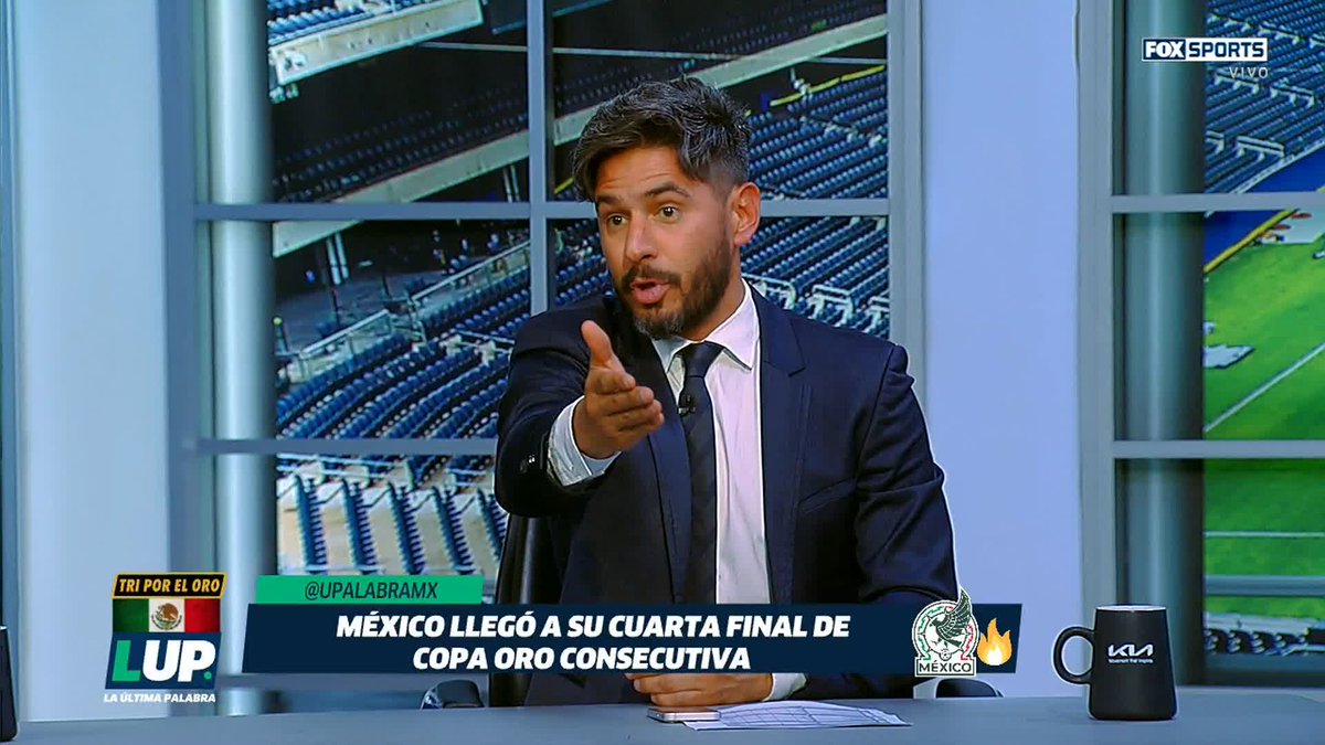 "JAVIER AGUIRRE ES UN CRACK, ES UN MAGO" 😬 #LUP | Rafael Marquez Lugo considera que el 'Vasco' Aguirre tiene a la prensa hablando de todo menos de lo que pasa en la cancha. "Es un maestro, los tiene donde quiere el señor Aguirre"