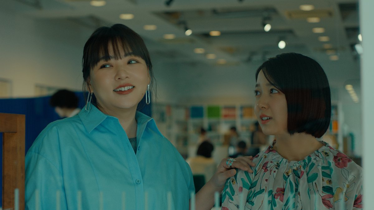 【新ロトCM 公開】 『#彼と彼女と12億男』 episode18「彼らの噂」 「神木くんに告られた!?」 野呂先輩の声がオフィスに響く。 萌音の恋路の行き着く先は… 『#ロト7』キャリーオーバー発生中! #ロト7は1等最高12億へ #神木隆之介 #上白石萌音 #コージヤマモト #野呂佳代