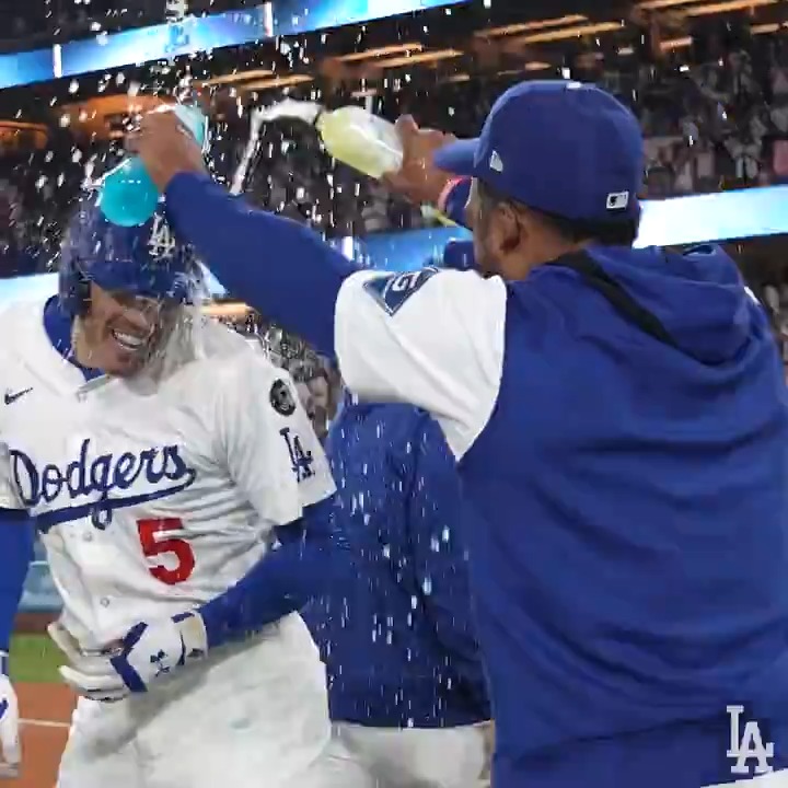 Comeback complete, Freddie walk-off edition.