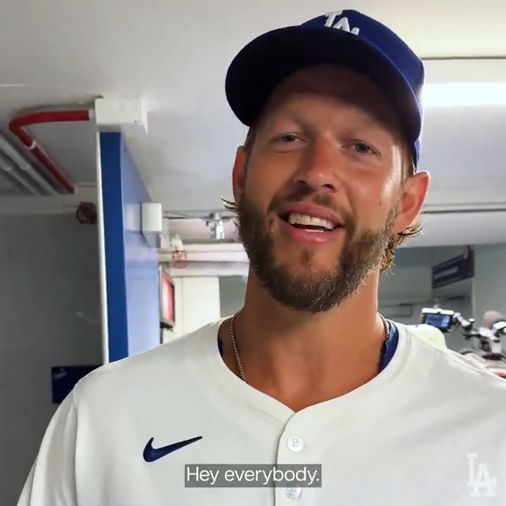 A message to Dodger fans from Clayton. 💙