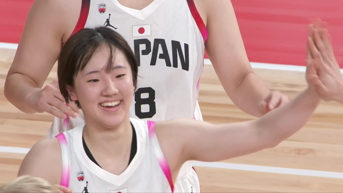 最年少・19歳の田中こころが存在感を放つ! スピードを生かしたドライブでバスケットカウント🔥 📺BSフジ 182ch/CSフジテレビNEXTにて生放送中 📡バスケットLIVE/FODにて生配信中 #三井不動産カップ2025 #AkatsukiJapan #バスケで日本を元気に