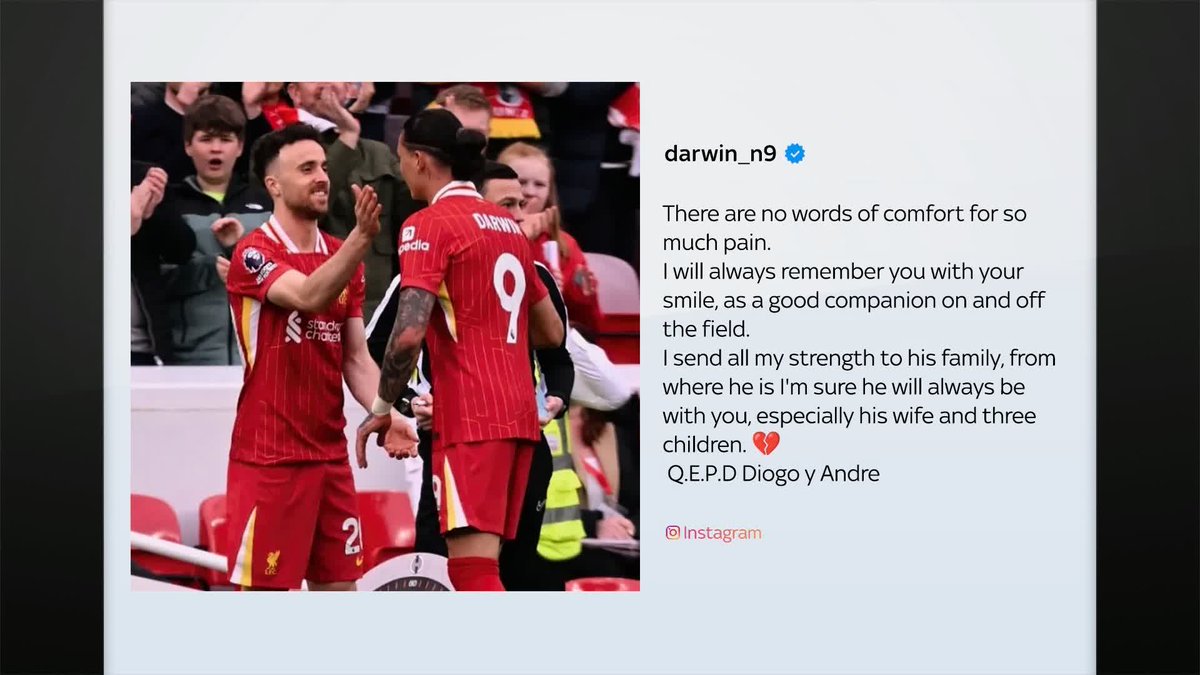 Liverpool midfielder Harvey Elliot pays tribute to Diogo Jota.