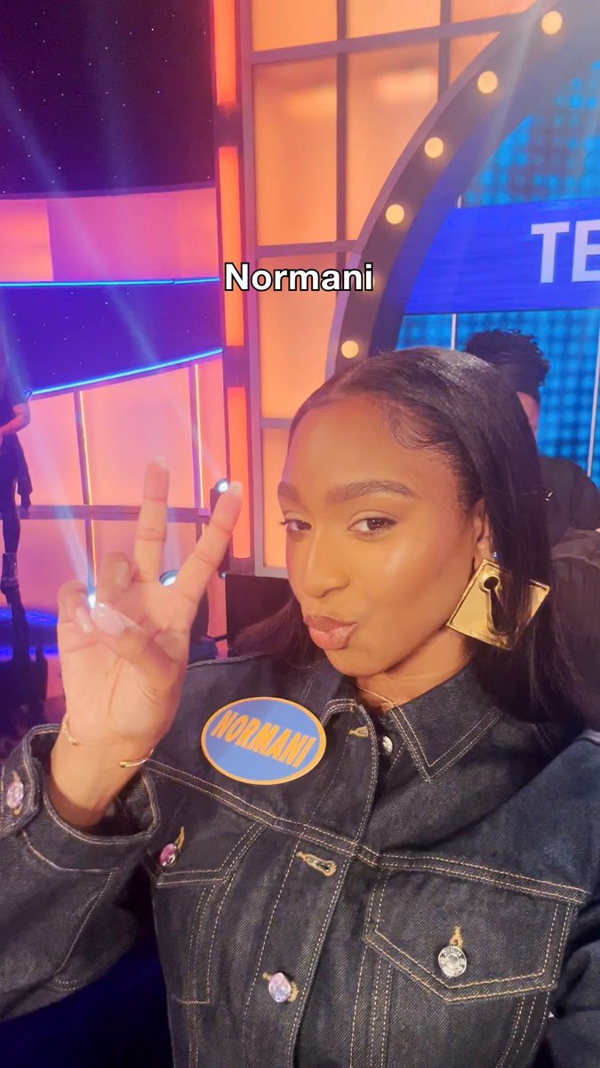 We're seeing STARS! ✨ #CelebrityFamilyFeud returns in ONE WEEK on Thursday, July 10 on ABC and stream on Hulu!