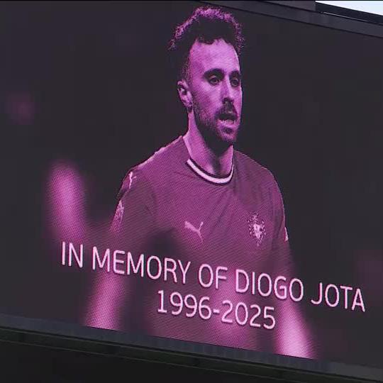 Gone but never forgotten ❤️ Spain and Portugal remember Diogo Jota and André Silva before kick-off 🕊️ 📺 Stream #WEURO2025 on DStv: #HereForHer