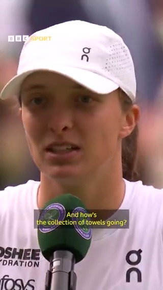"I've got to be careful now!" 😅 👀 Iga Swaitek fears eyes are on her after grabbing #Wimbledon towels as souvenirs for her team.
