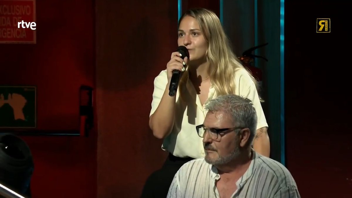 Tristemente, la cuñadez de juzgar a las mujeres que conducen sigue existiendo. Año 2025. Es que es increíble. #LaRevuelta
