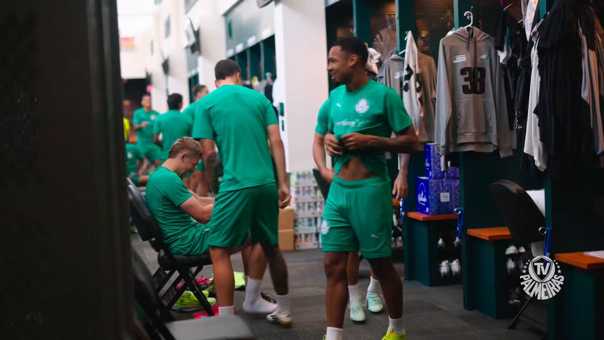 Estamos prontos! 🐷 Veja na TV Palmeiras como foram as atividades de hoje encerrando a preparação pro confronto com o Chelsea-ING! ➤
