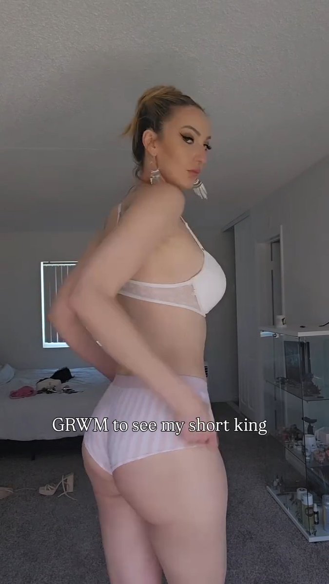 Get ready with me 😘