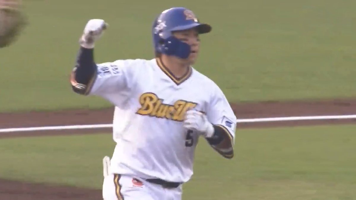 バファローズ打線の勢いが止まらない‼️ 3本のホームランで一挙5得点👀 オリックス 西野真弘 選手の今シーズン第3号2ランホームラン🌈 👇ライブ配信はこちら