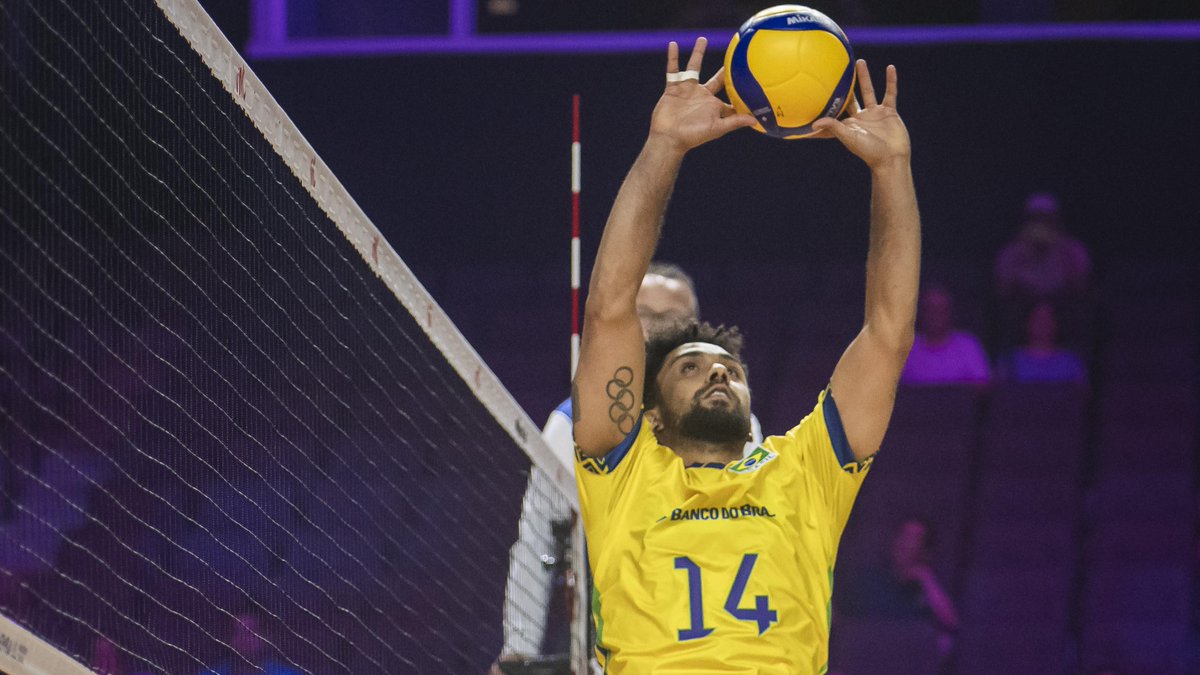 🧠 #VNL2025: MASTERMIND ON THE COURT! Fernando CACHOPA 🇧🇷 is setting the pace and making magic happen, leading the way so far as the best setter of this edition! 🔥 🏐 #BePartOfTheGame #Volleyball #Volei