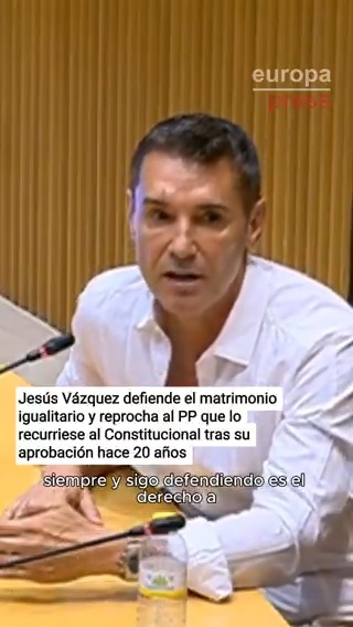 Jesús Vázquez defiende el matrimonio igualitario y reprocha al PP que lo recurriese al Constitucional tras su aprobación hace 20 años: "Aprobamos el matrimonio, ¡y a casarse los maricones del PP! ¿Pero esto qué es? ¿Para qué la recurrís?"