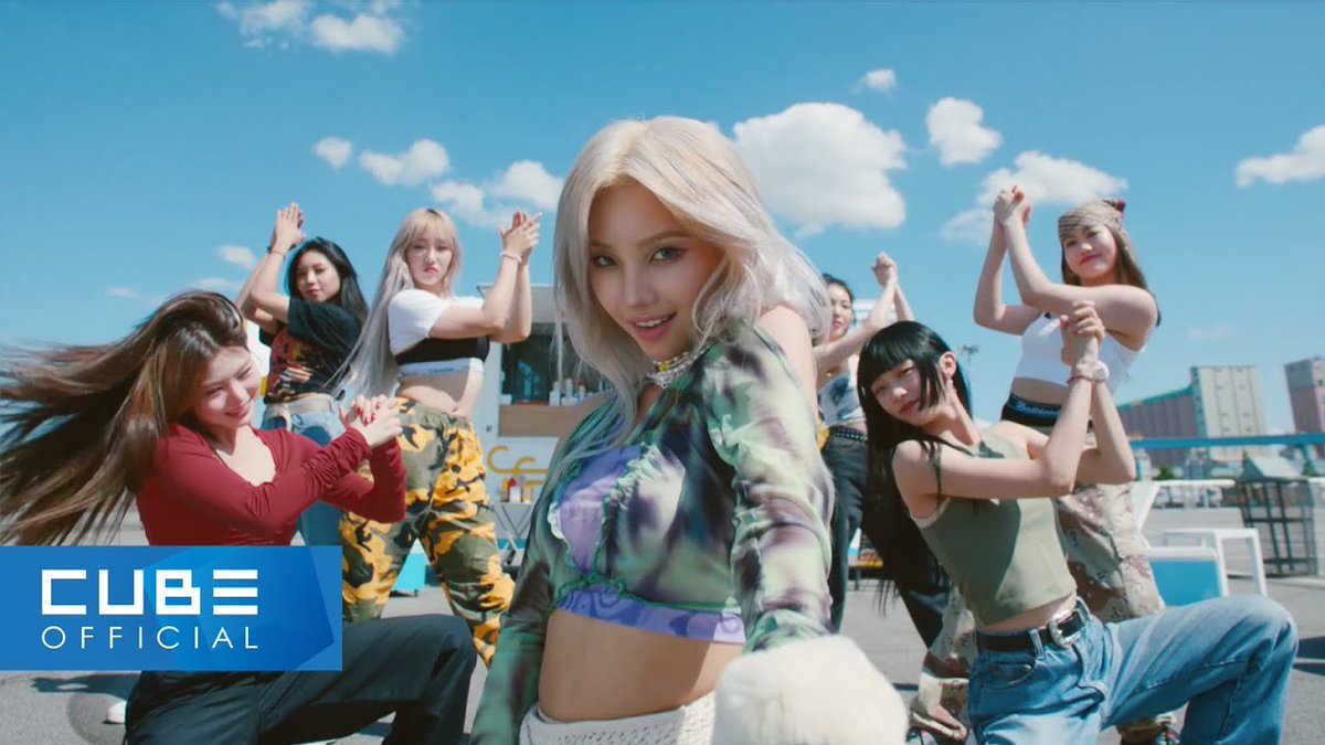 4 years ago today, JEON SOYEON released her 1st Mini Album ‘Windy’ with title track ‘BEAM BEAM’