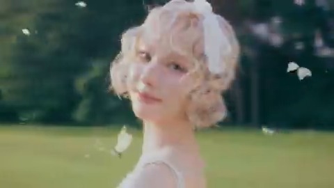 [🎬] - #VIVIZ 'La La Love Me' M/V Teaser LA LA LOVE ME MV TEASER OUT NOW #A_Montage_Of_Viviz_Teaser #VIVIZ #EUNHA #SINB #UMJI #비비지 #은하 #신비 #엄지 VIVIZ