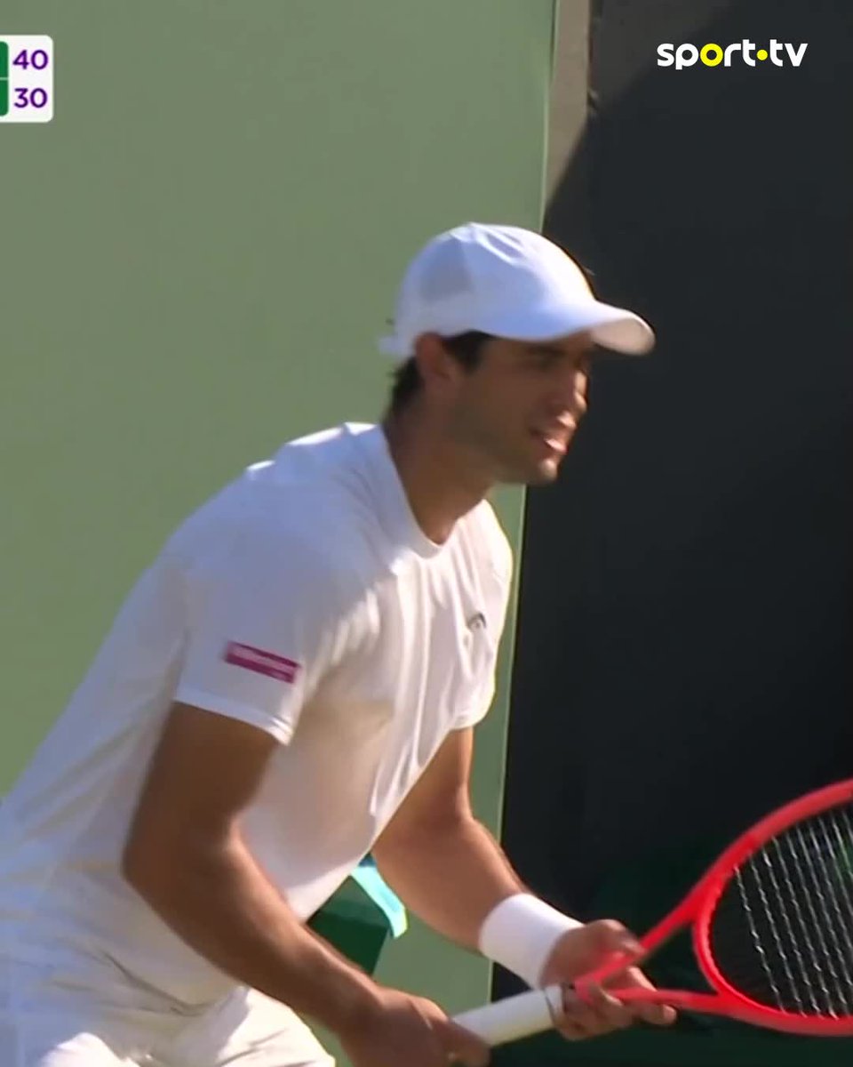 Nuno Borges fez assim o primeiro break do terceiro set 🔥 #sporttvportugal #TENISnaSPORTTV #Wimbledon #NunoBorges #KarenKachanov