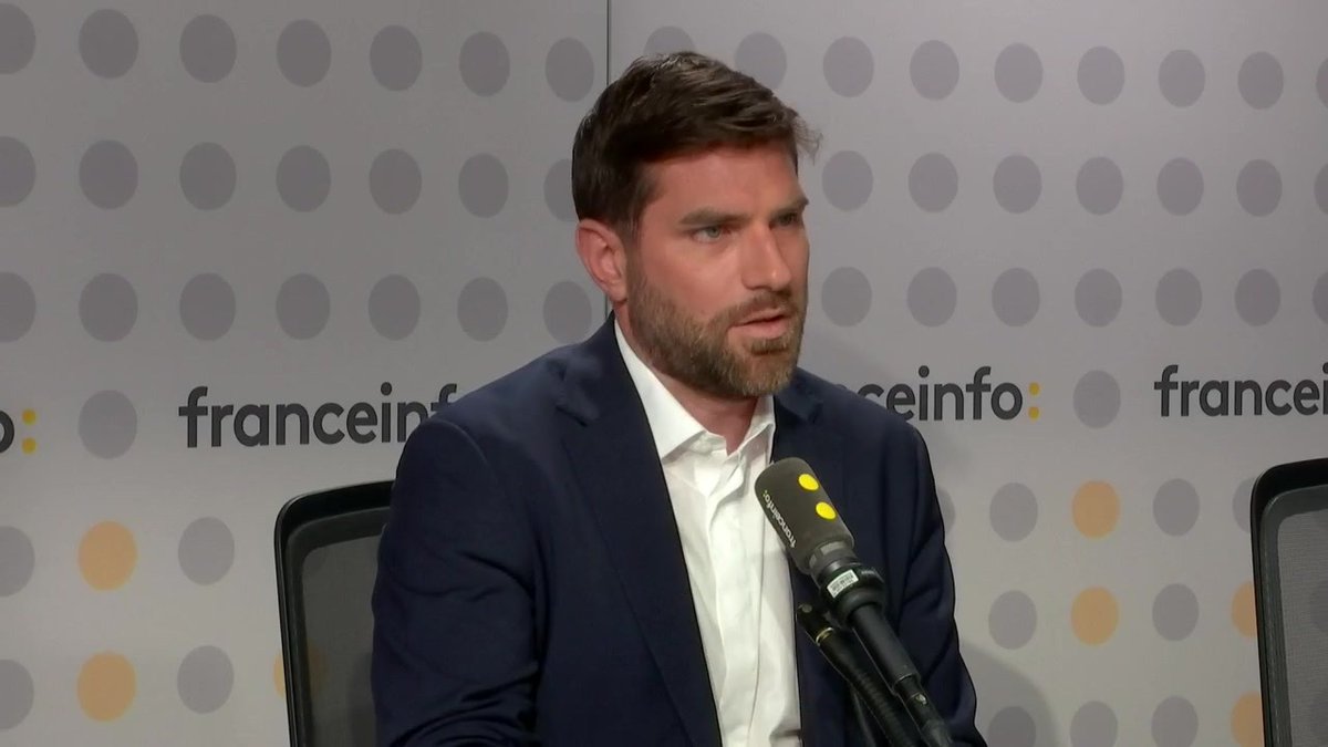 🔴 Permis numérique : "On fait passer à nos enfants, un permis piéton, ensuite un permis vélo. [...] Je pense qu'à l'entrée en maternelle, à l'entrée en école élémentaire, il faut qu'il y ait vraiment une formation.", estime Vincent Jeanbrun