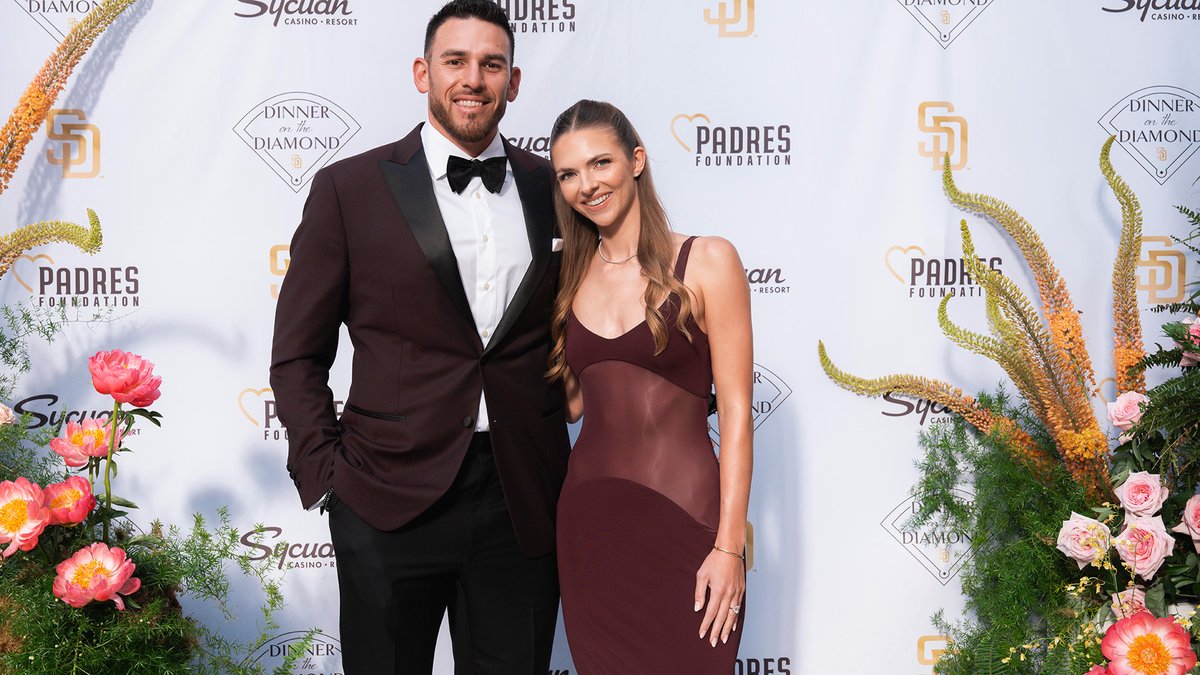 A night under the stars ✨ Thank you to everyone who joined us for the fourth annual Dinner on the Diamond, benefiting the Padres Foundation and the Peter Seidler Legacy Projects!